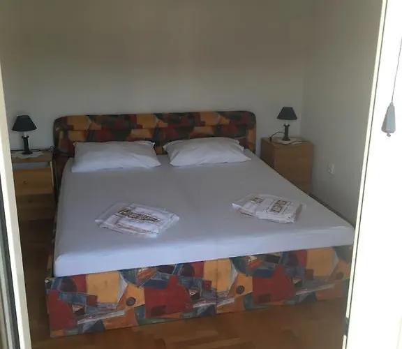 Guest house And Velada Hvar Town