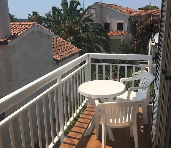 Guest house And Velada Hvar Town