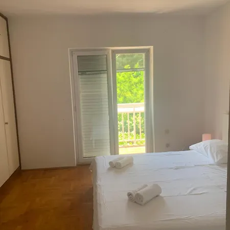 Apartments&rooms Velada 3*